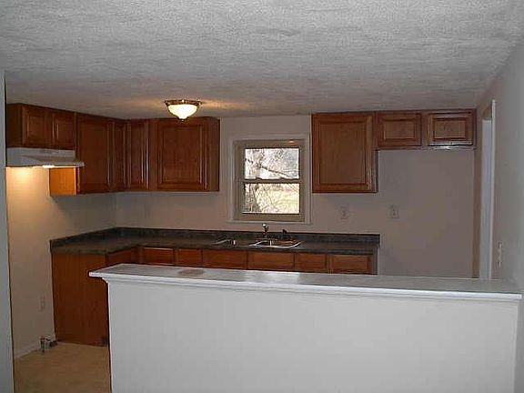 5th image of 1638 W Stevenson St