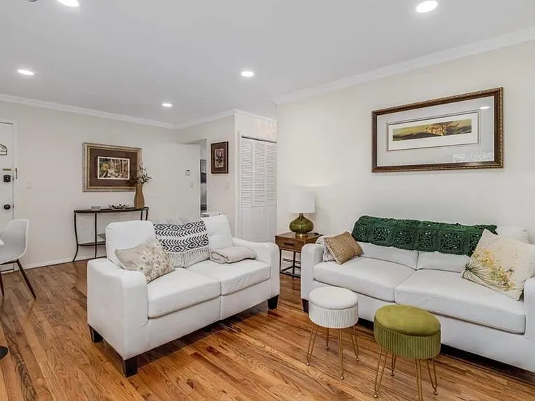 1723 E Forteen Mile Rd #D — Photo 6