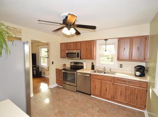 610 Valley View Dr, Hamilton, OH 45013