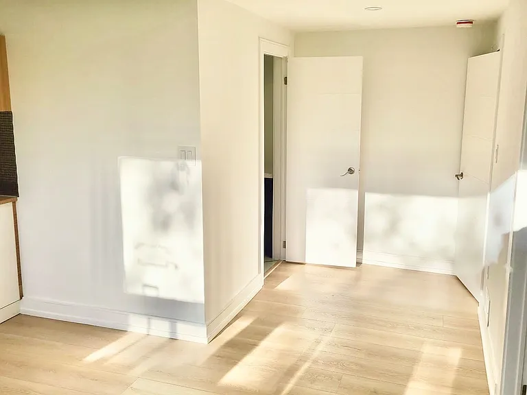 81 Bolton Ave #1 — Photo 2