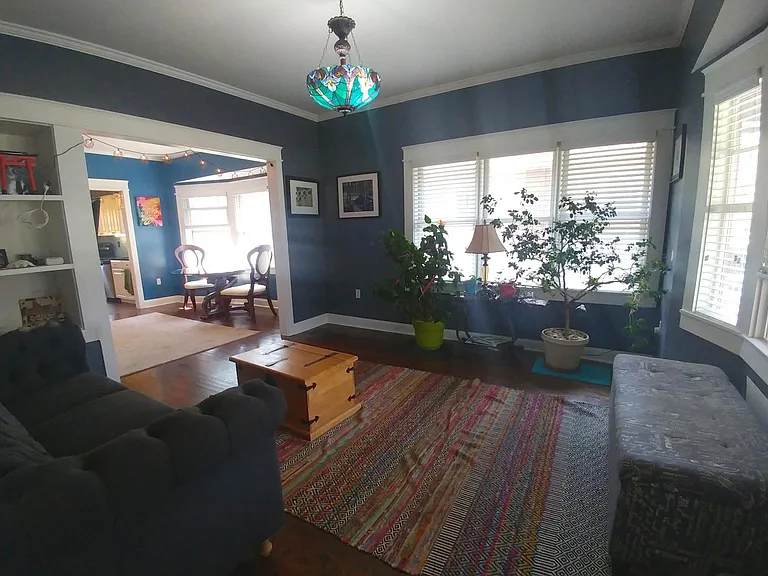 4431 Jefferson St — Photo 2