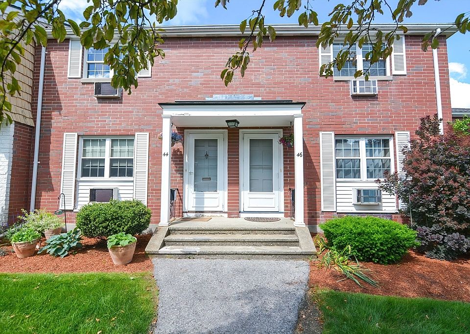 1st image of 46 Village Green Dr Unit 46