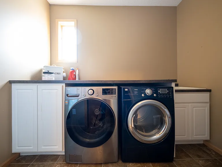 6531 Century Ln — Photo 36