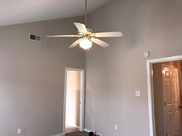 1018 Old Metairie Pl — Photo 10