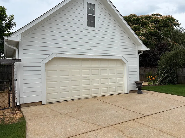 4665 Clubview Dr — Photo 20