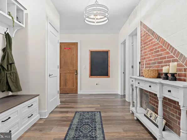 29 E 1st Ave Unit A-107, Collegeville, PA 19426