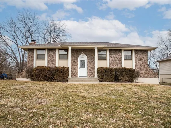 17206 E 6th Terrace Ct N, Independence, MO 64056