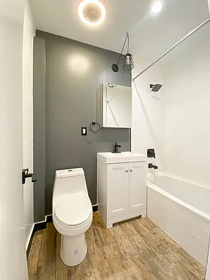 Rented by Shamco Management Corp | media 18