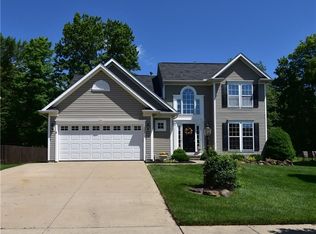 508 Greystone Dr, Wadsworth, OH 44281