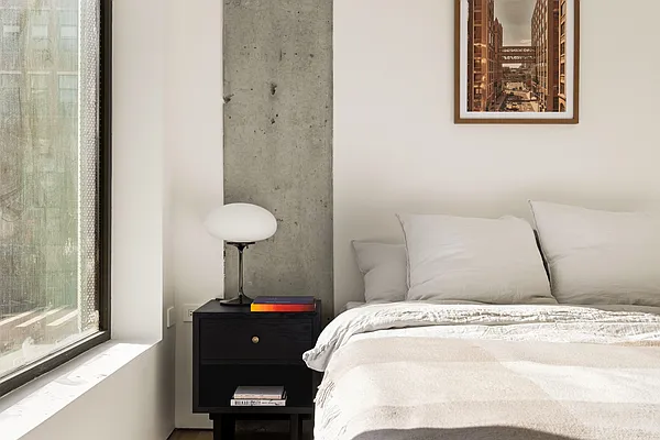 Bedroom, photo 1