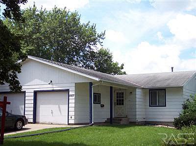 1st image of 1005-1007 N Walts Ave