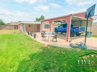 608 Lawson Rd, Bakersfield, CA 93307