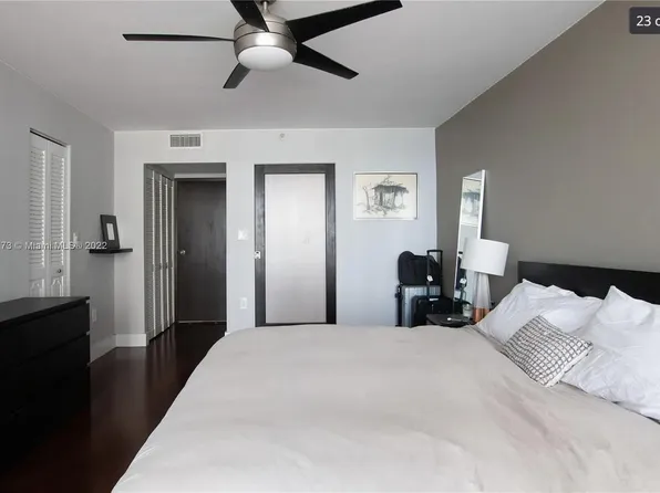 555 NE 15th St, Miami, FL