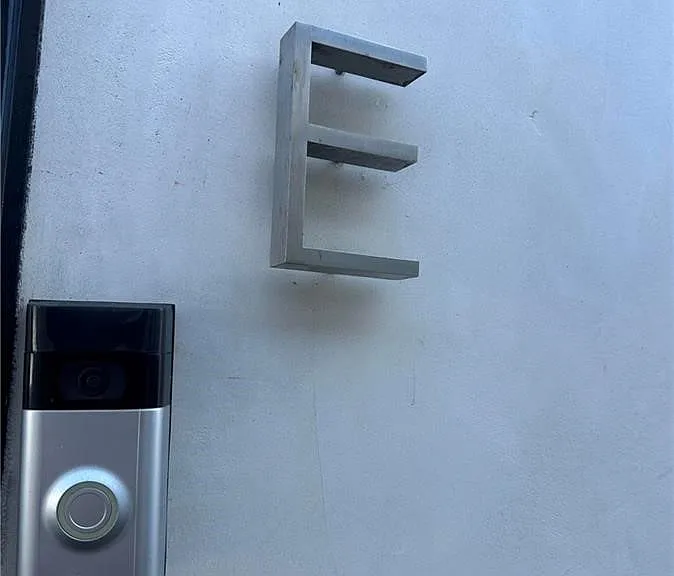 577 S Ramona Ave #E — Photo 34