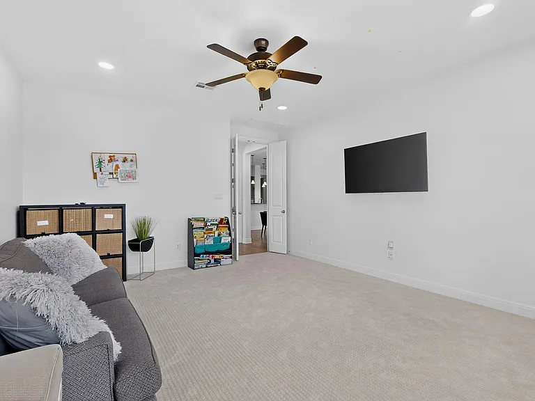 3904 Piana Pl — Photo 27