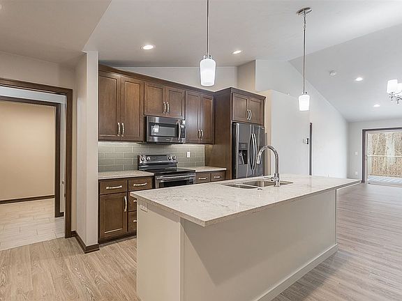 Quartz Island Counter