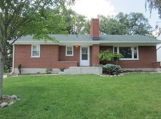 185 6th St, Waynesville, OH 45068