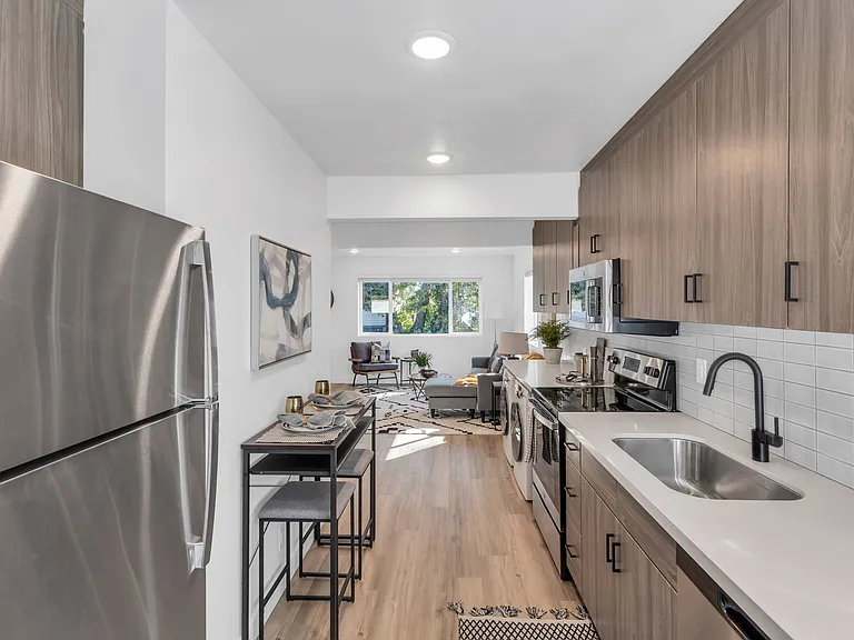 The Crossroads — Photo 2