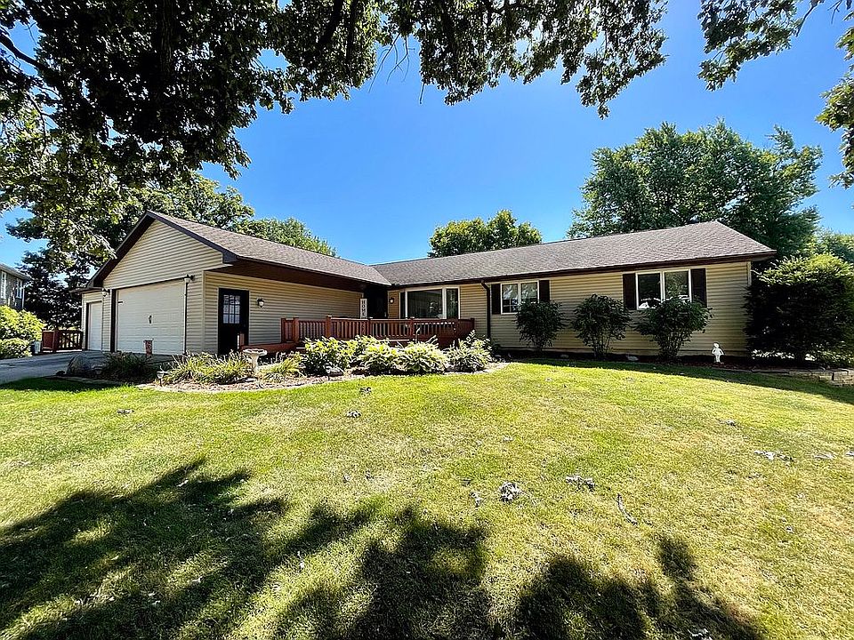 1st image of 1110 Canterbury Ct