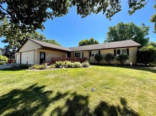 1110 Canterbury Ct, Galesburg, IL 61401