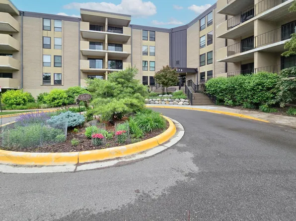 6670 Vernon Ave S APT 311, Minneapolis, MN 55436