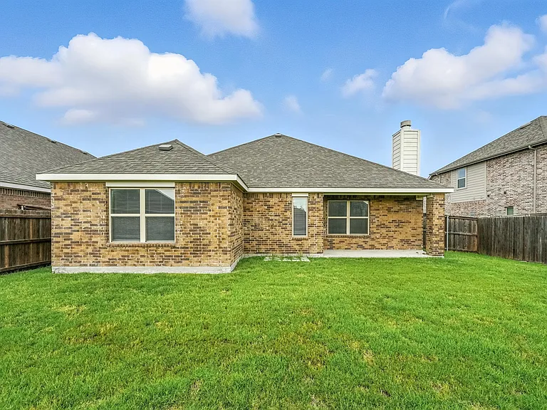 1581 Ferguson Dr — Photo 25