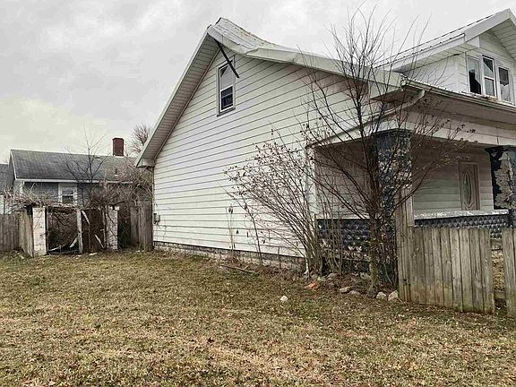 3rd image of 626 Ravenswood Dr