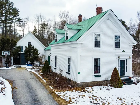 30 Greenwood Road, Norway, ME 04268