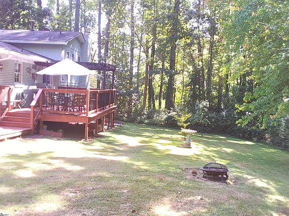 4th image of 309 Asbury Cir