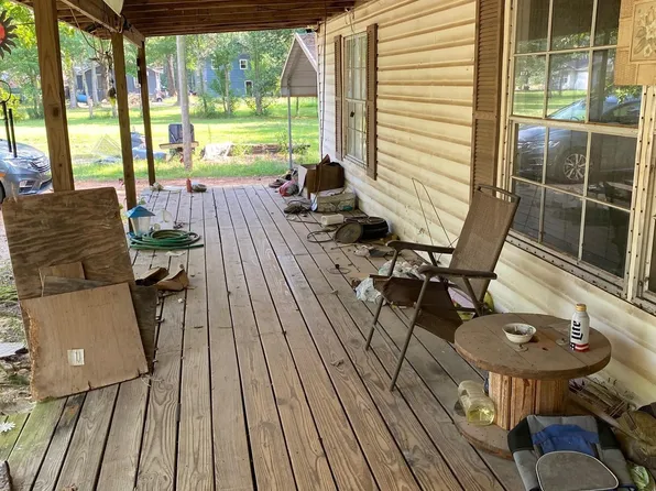 604-1/2 N Mount Holly St, Smackover, AR 71762