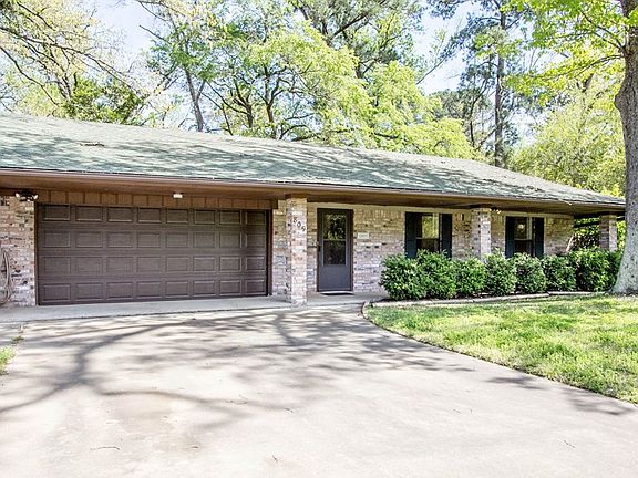 2nd image of 809 Feagin Dr