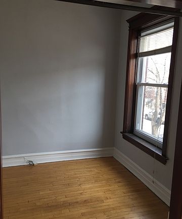3rd image of 738 S Claremont Ave #2