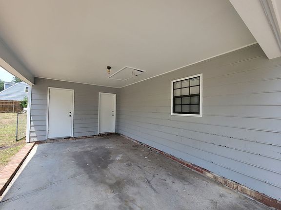 2nd image of 611 Langley Ct