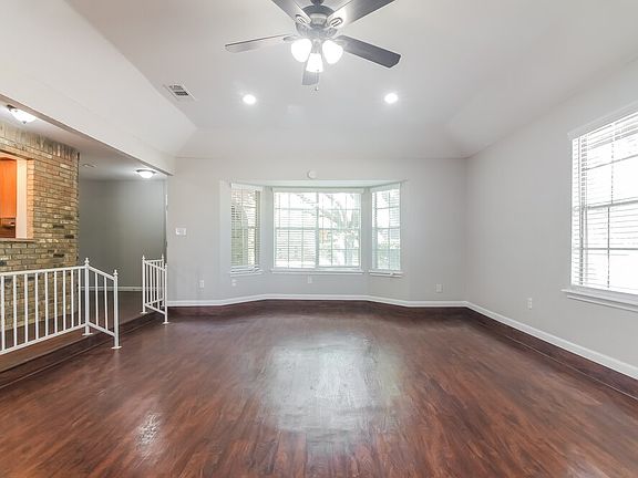 5th image of 709 NW Renfro St