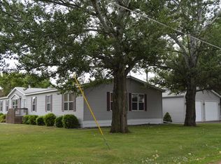 33 8th St, Ipswich, SD 57451