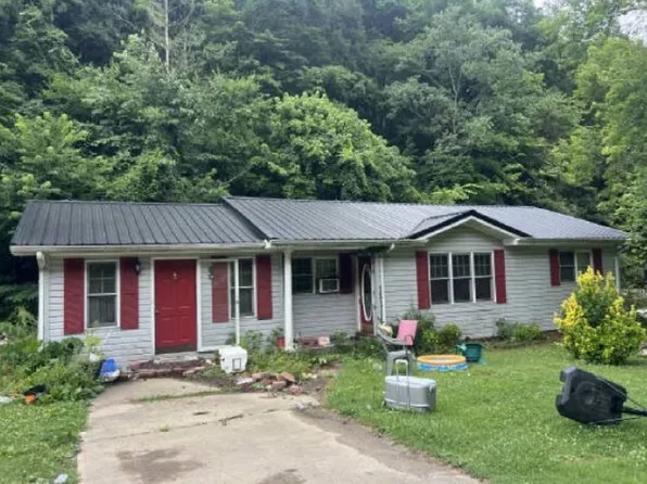 2102 Highway 149, Manchester, KY 40962