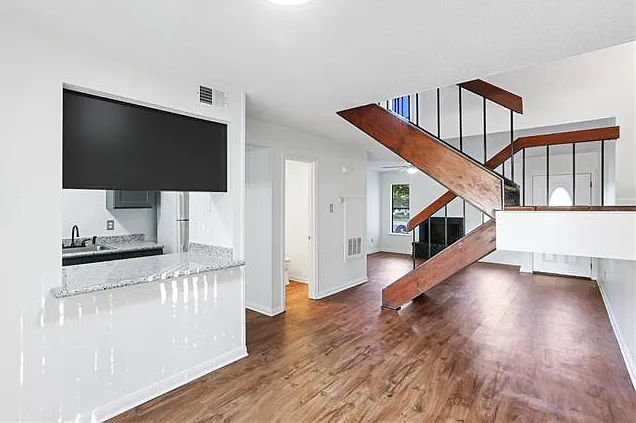 120 Saint Croix Dr — Photo 5
