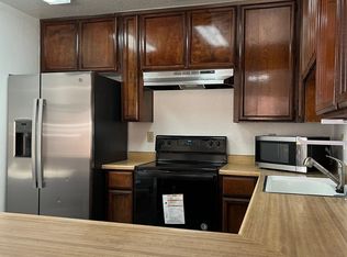 1733 Kent St #B, Roseville, CA 95661