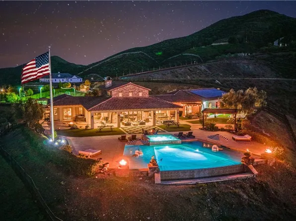 30635 Sorrel Ln, Canyon Lake, CA 92587