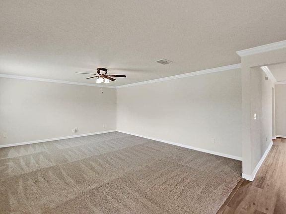 3rd image of 10304 Magnolia Hills Dr #B1