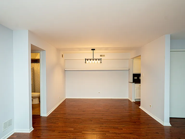 9146 W 140th St #3NW — Photo 11