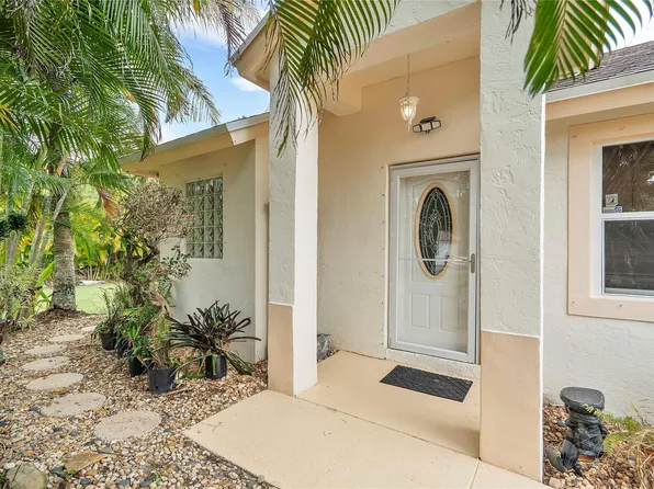 12187 E 66th Street, West Palm Beach, FL 33412