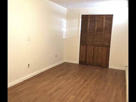 2nd image of 59 Courter Ave