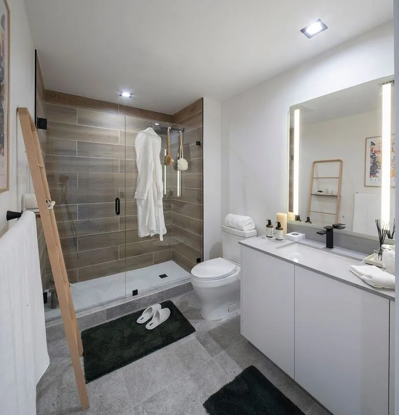 2 bed, 1000 sqft, $3,374 — Photo 4