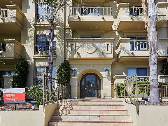 2nd image of 1417 S Westgate Ave APT 105