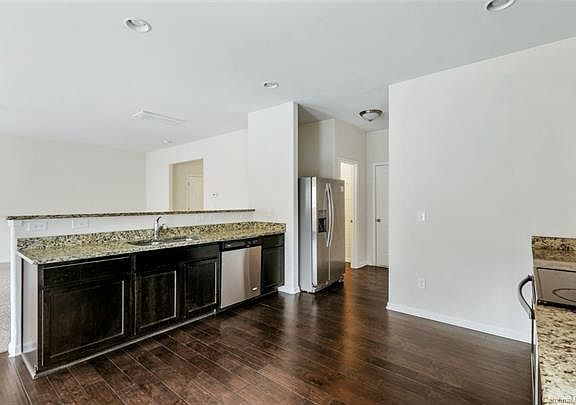 4th image of 7113 Agava Ln