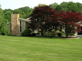 298 N Georges Hill Rd, Southbury, CT 06488