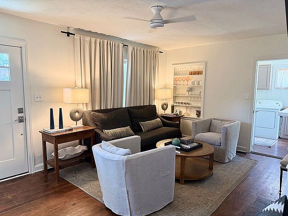 3rd image of 2607 Bonita Cir SW