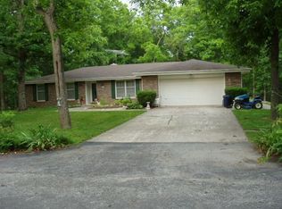 11 Hickory Grv, Boonville, MO 65233