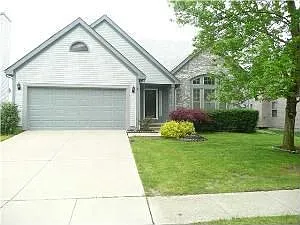 3906 Poplar Bend Dr photo 1